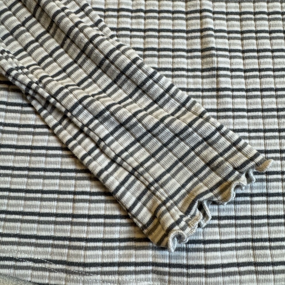 Kids Cat & Jack Striped Ribbed Long Sleeve Tee 10/12 - Picture 2 of 5